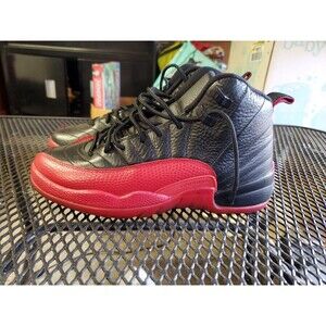 Nike Air Jordan 12 Flu Game 2016 size 6y OG XII 130690–002 Bred Playoff